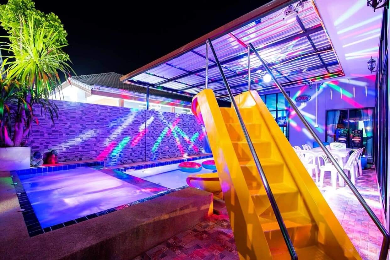 HR 5002 บ้านพักชะอำ บ้านไรโน่