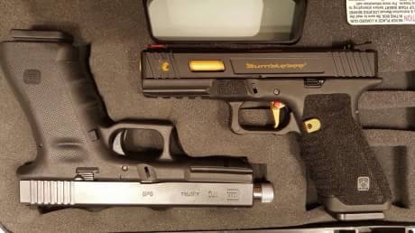 New.TARAN ยุทธวิธีนวัตกรรม-อาวุธฐาน อลูมิเนียม PAD KIT สำหรับ GLOCK The USPA IPSC และ IDPACS กีฬา ส้นแมกอลูมิเนียม cnc. สำหรับปืน GLOCK 9/40 + เพิ่ม 5 นัด ขนาด 9 mm. + เพิ่ม 4 นัด ขนาด .40 สีดำ สีแดง สีฟ้า ราคาพิเศษ