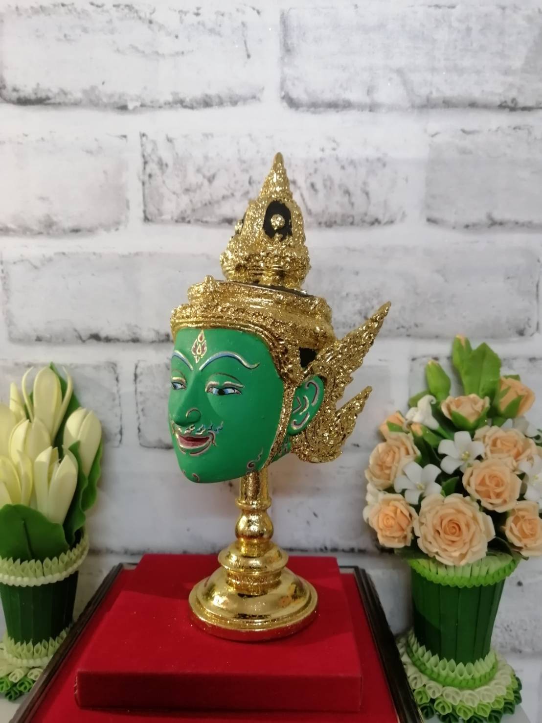 พระวิษณุกรรม ขนาดกลาง เรซิ่น พร้อมฐานปิดทอง