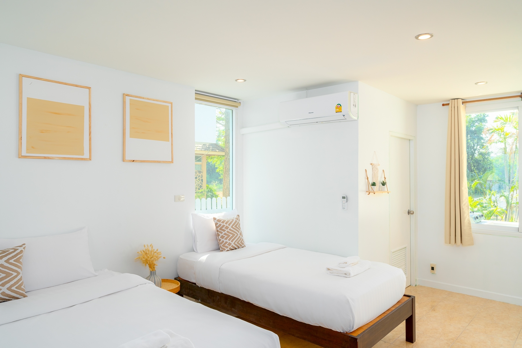 HR15070 บ้านพักติดทะเล The Gina Beach Villa Pranburi