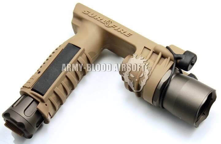 New.ELE M910A Carbine Forend Weaponlight-New Version (BK) สีดำ / สีทราย ราคาพิเศษ