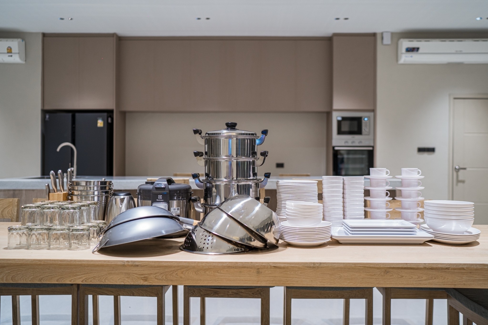 HR15083 บ้านพักติดทะเลหัวหิน The Rest Beachfront Hua Hin Pool Villa