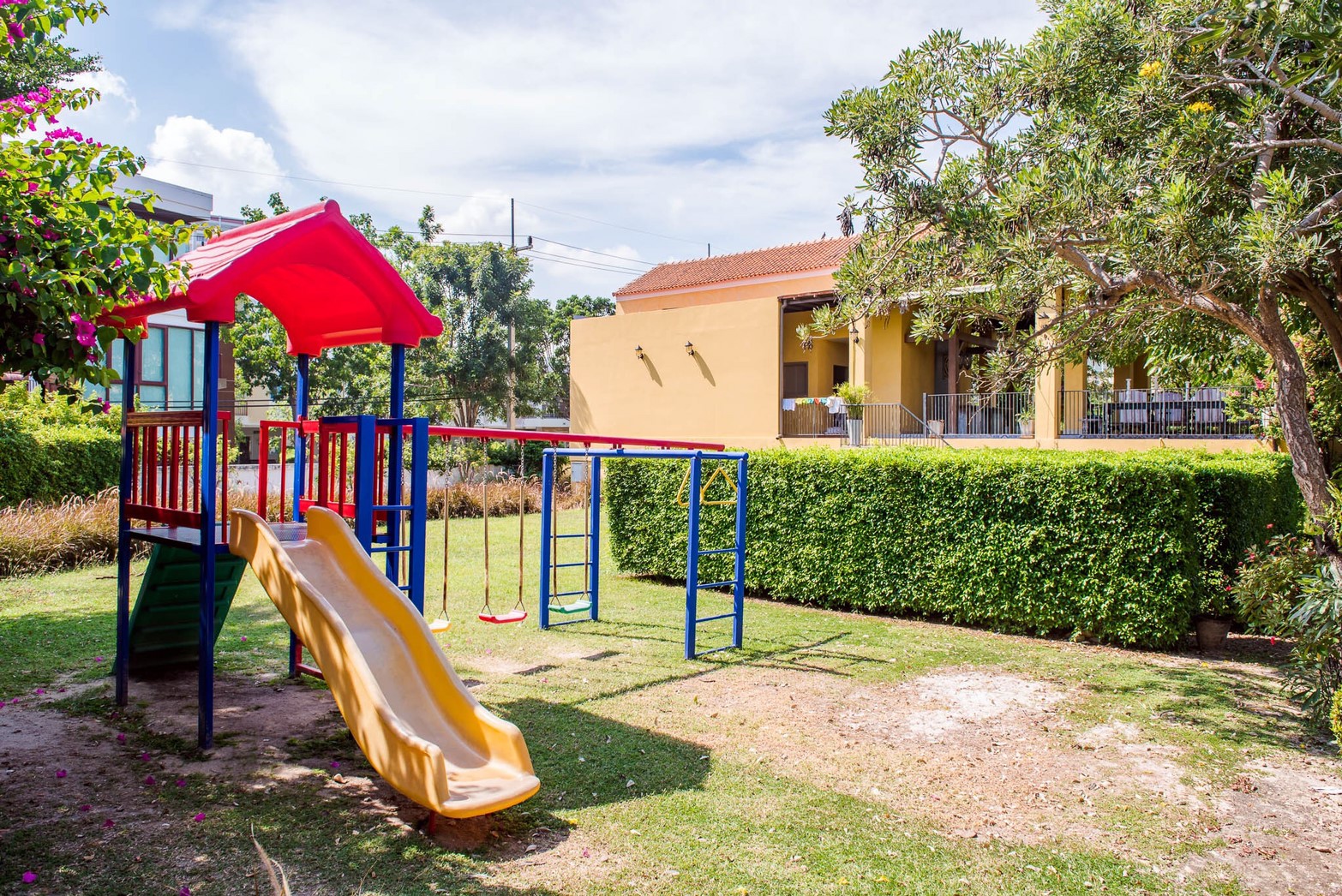 HR15023 บ้านพักหัวหิน บ้านทัศคานี บีช วิลล่า 3 ( Green 2Bed Garden View )