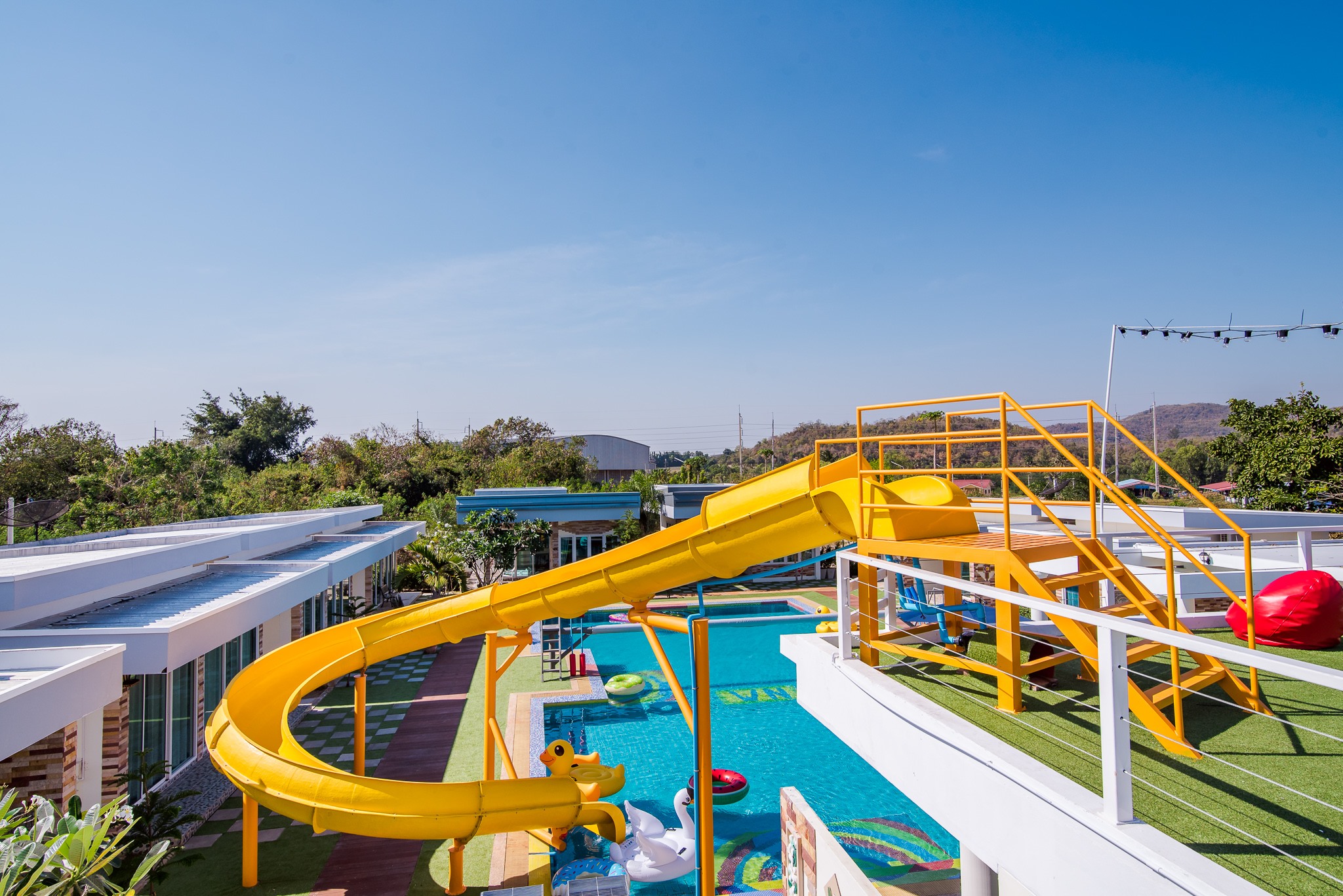 HR14001 บ้านพักหัวหิน บ้านไจแอนท์ พูลวิลล่า