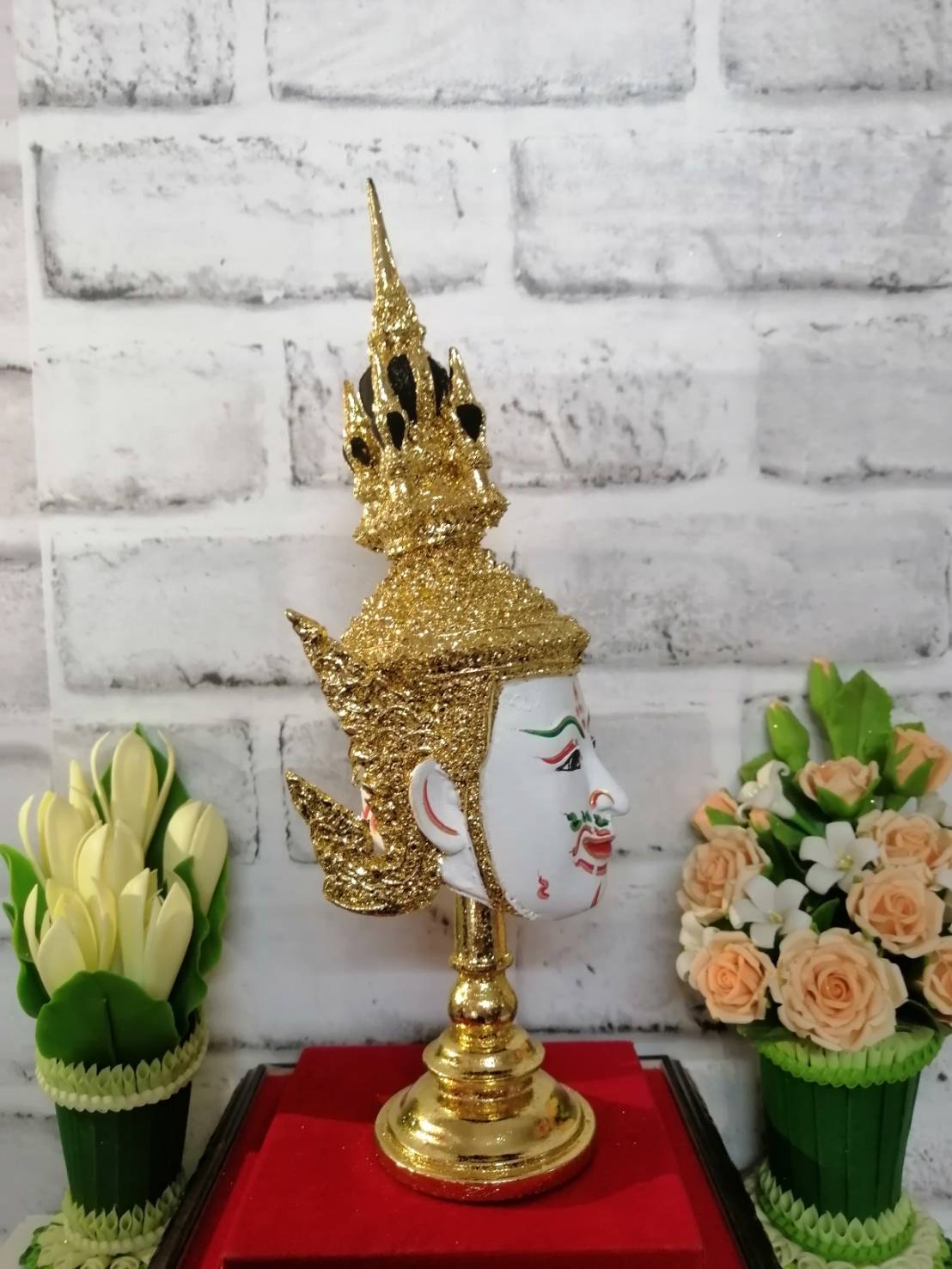 พระปัญจะสิงขร ขนาดกลาง เรซิ่นปิดทอง พร้อมฐานปิดทอง