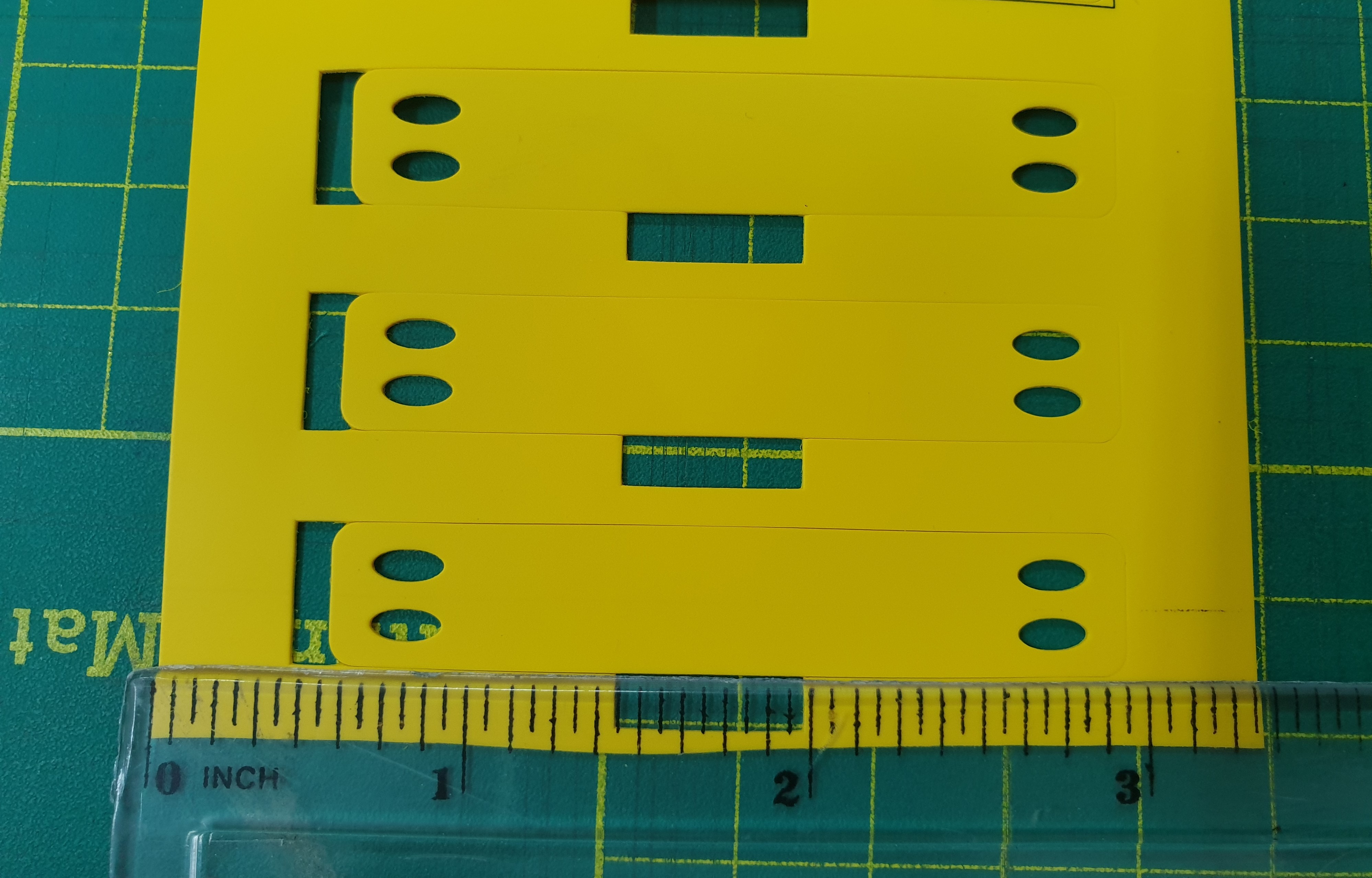 Cable Marker TAG มาร์คสายไฟ ขนาด 75x15 mm. (สีเหลือง,สีขาว) ยี่ห้อ SUMITAG