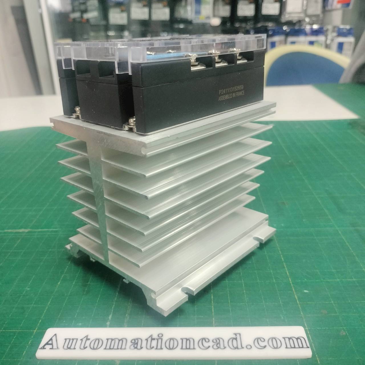 โซลิดสเตต พร้อมฮีทซิงค์ CELDUC SVT965960E Heat shrink อลูมิเนียมระบายความร้อน