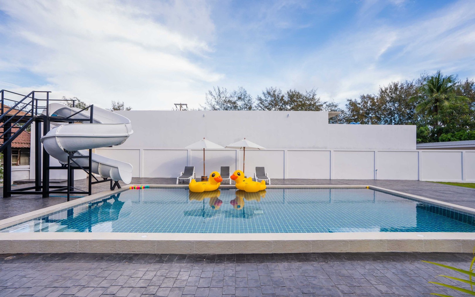 HR15067 บ้านพักใกล้ทะเลชะอำ The Great Beach Pool Villa Cha Am