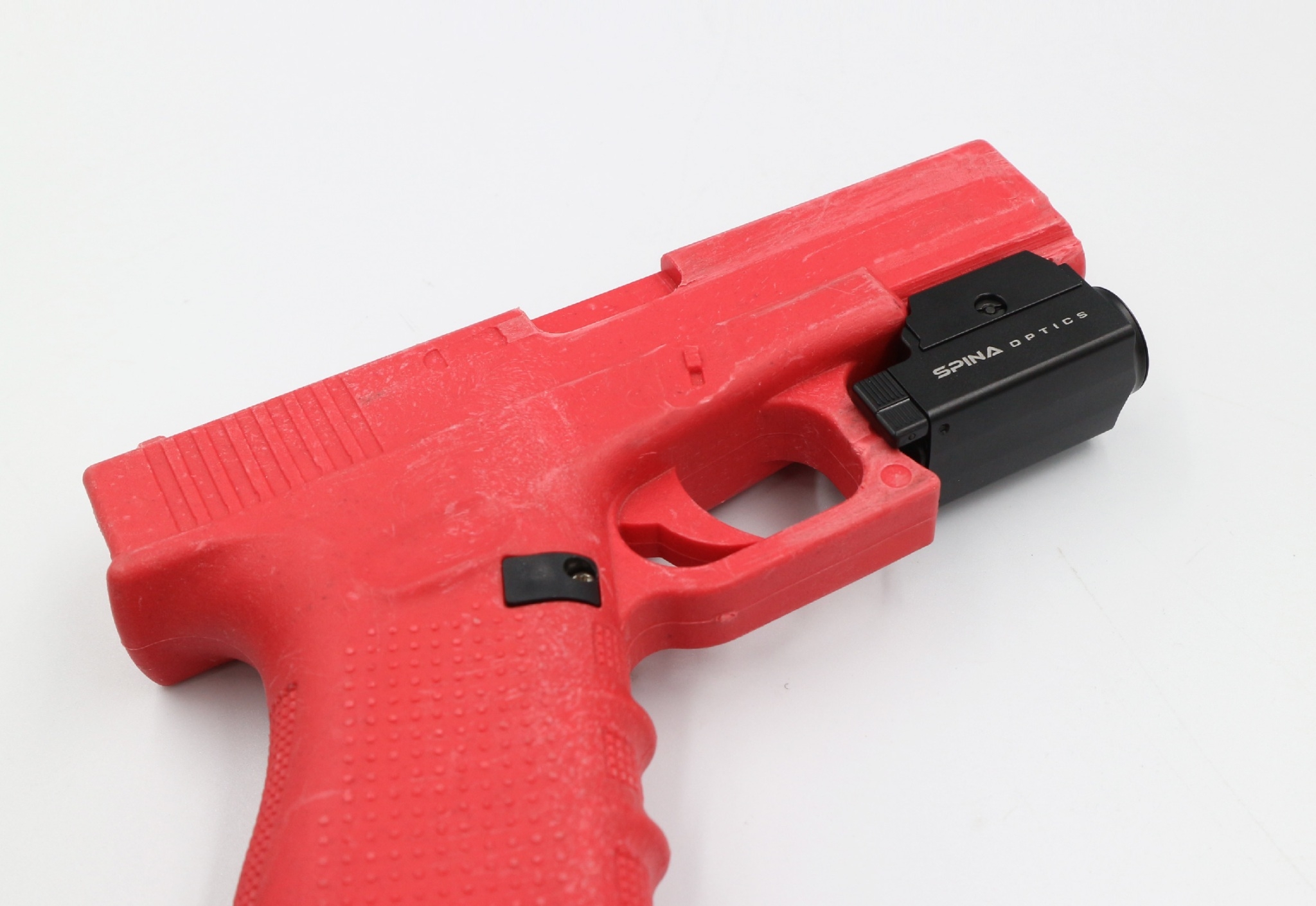 (loud volume) สินค้าเข้ามาแล้วค่ะ (red flag)ไฟฉายติดปืน Spina Optic ( SO-23 ) ♦ ตัวเรือนผลิตจาก Aluminium ♦ หลอด LED CREE XP-L ♦ ความสว่าง 800 lumens ♦ ระบบ ชาร์จไฟ USB ( Built in Battery ) ♦ Runtime : 65 minutes ♦