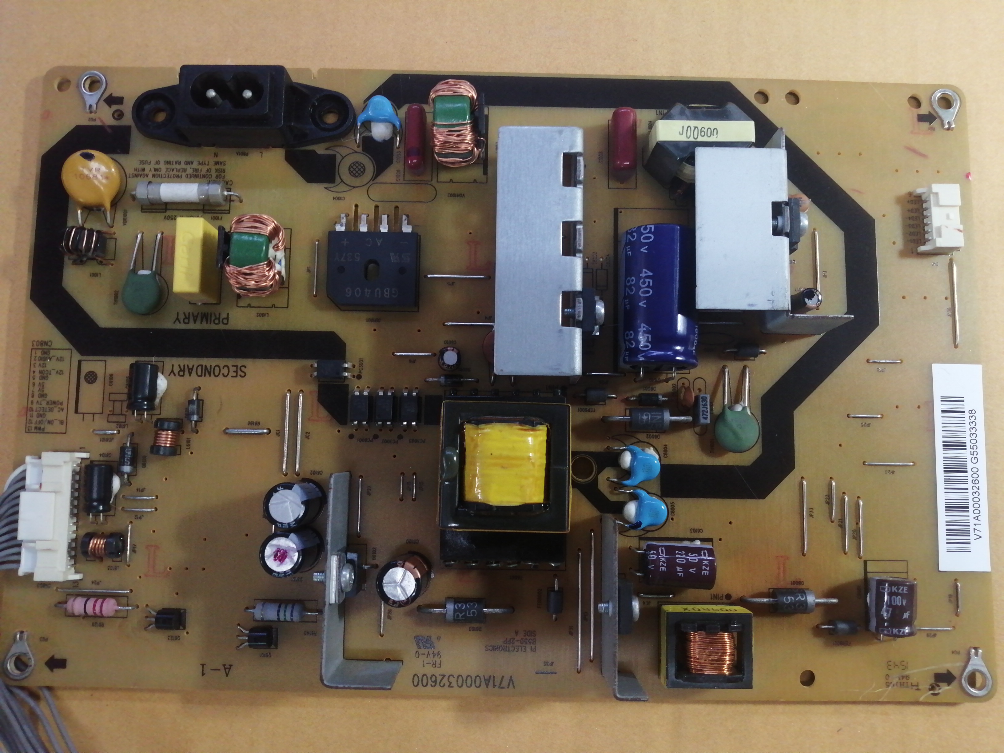 บรอดซัพพลายโตชิบ้า รุ่น 40L5550VVT- V71A00032600