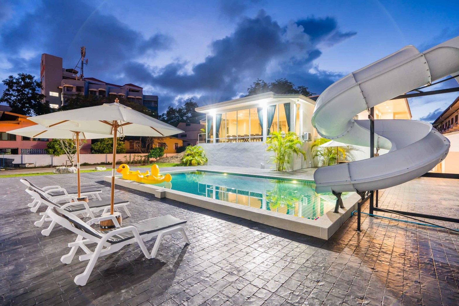 HR15067 บ้านพักใกล้ทะเลชะอำ The Great Beach Pool Villa Cha Am