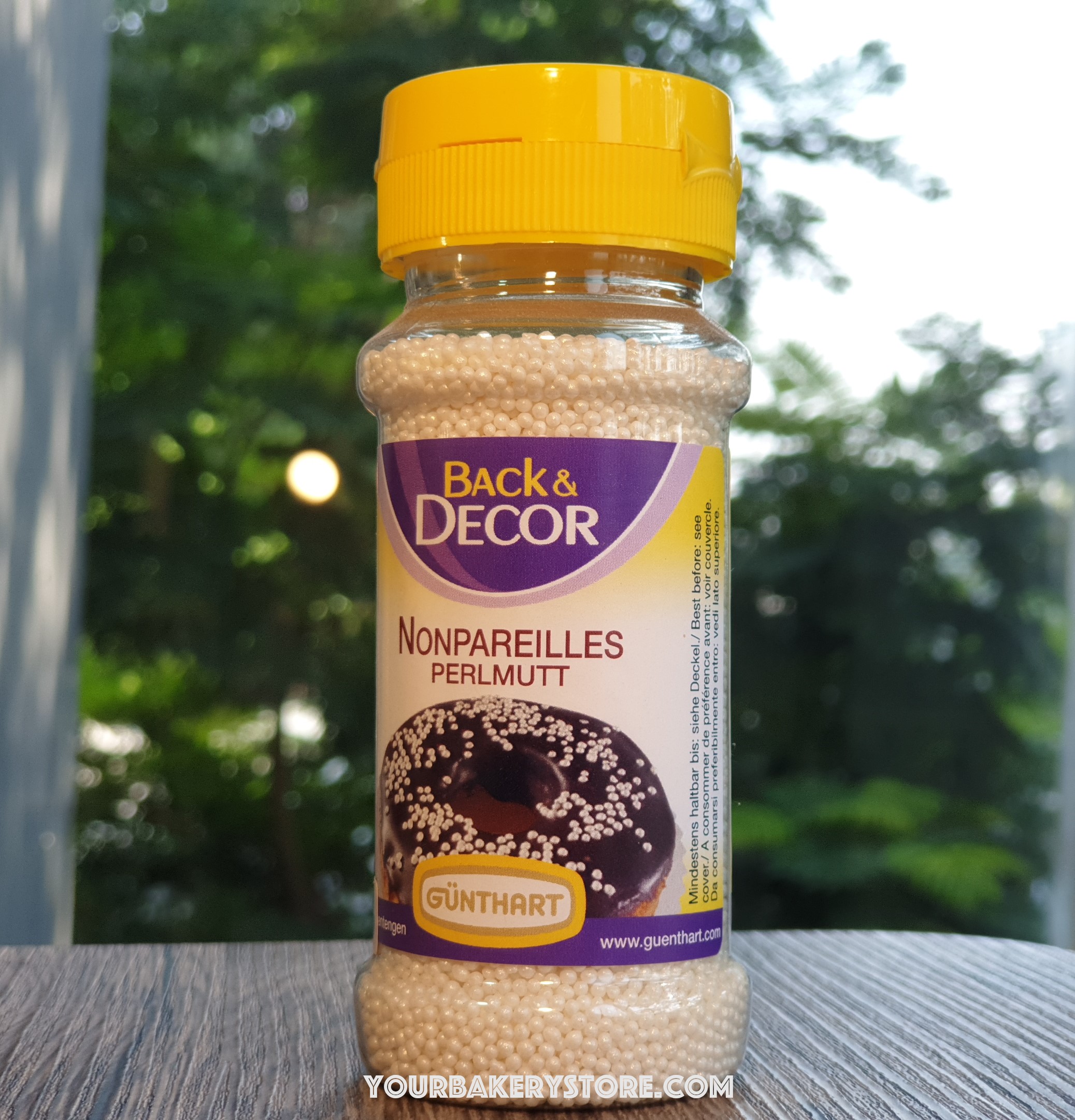 เม็ดน้ำตาลกลม สีขาวมุก 85g. ตรา Back & Decor