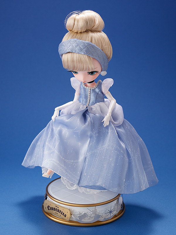 เปิดจอง : Harmonia bloom Cinderella