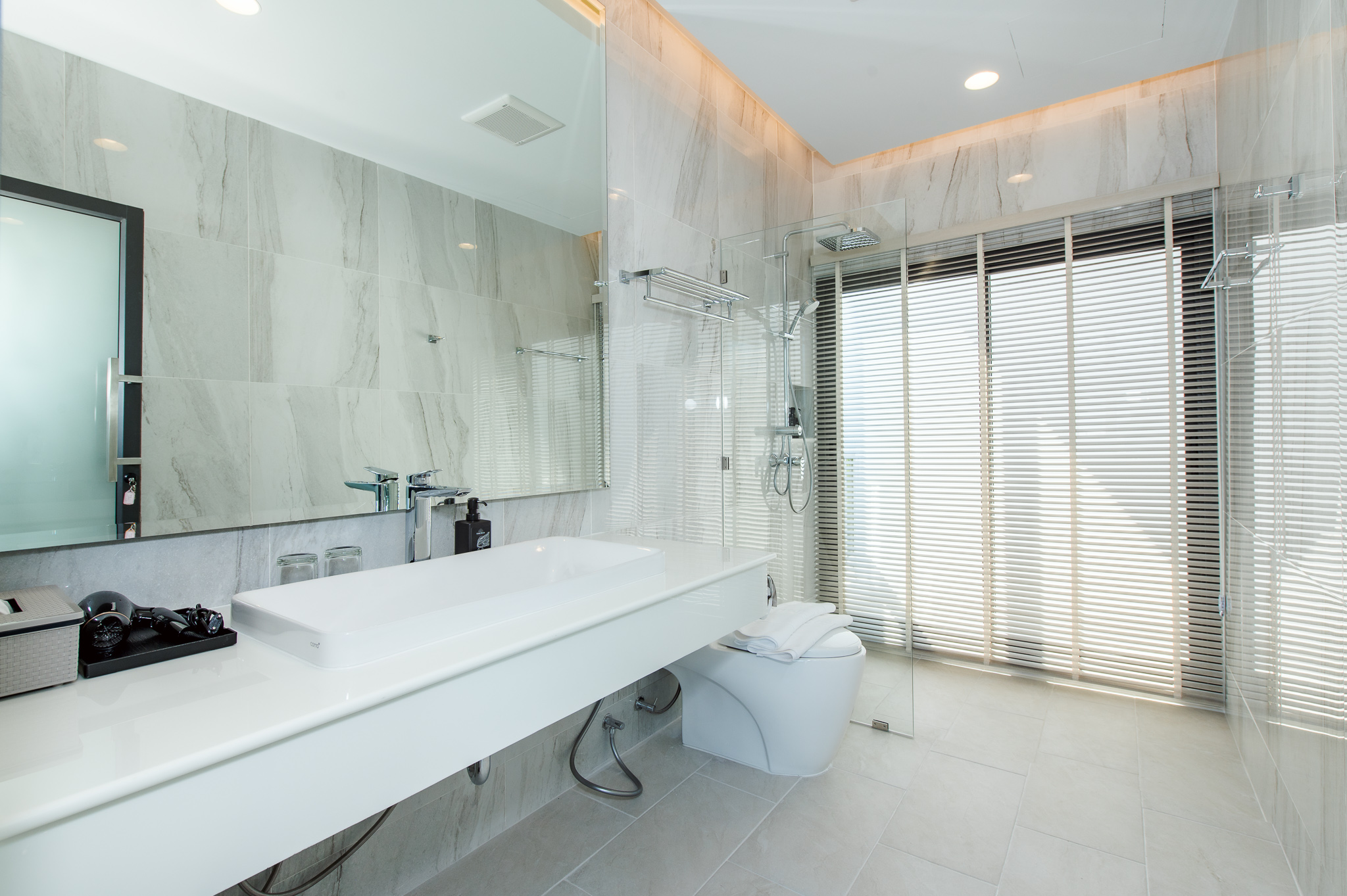 HR15066 บ้านพักติดทะเลหัวหิน The Casa Rocca Beach Villa HuaHin