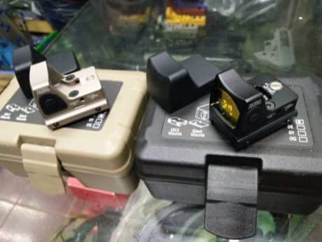 New.ปืนสั้น Glock17 T Storm airsoft arsenal G17 GBB Special Ver สีดำ. มาร์กิ้งสมบูรณ์แบบ ราคาพิเศษ New.Red Dot DOCTER Sight C + ขาจับ Glock (ปรับแสง Aoto) สีดำ สีทราย สีเทา สีส้ม ราคาพิเศษ
