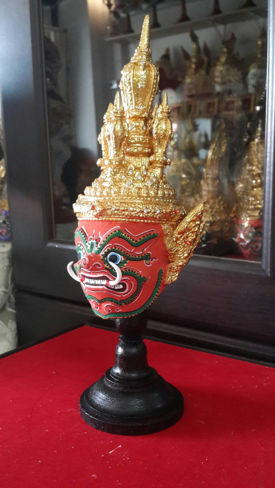 อากาศตะไล ประดับเพชร