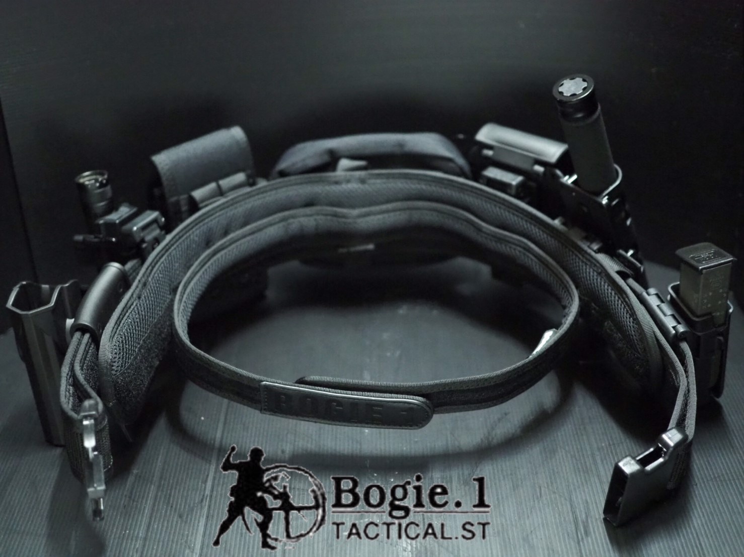 🔥ลูกค้าสามารถดูสินค้าทั้งหมดจาก แอด id Line:@bkkboy88 (ใส่ @ นำหน้าด้วยนะครับ) 🔥 ✅New.💢 เข็มขัดยุทธวิธี รุ่น 3 ชั้น (3 Tactical Belt Set)💢 📌 เส้นที่ 1 (ในสุด) ขนาดเล็กนุ่ม ติดตีนตุ๊กแกตัวเมีย 📌 เส้นที