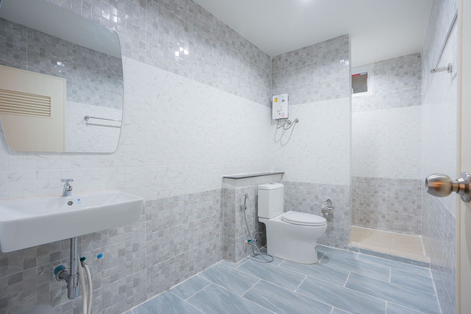 HR15067 บ้านพักใกล้ทะเลชะอำ The Great Beach Pool Villa Cha Am