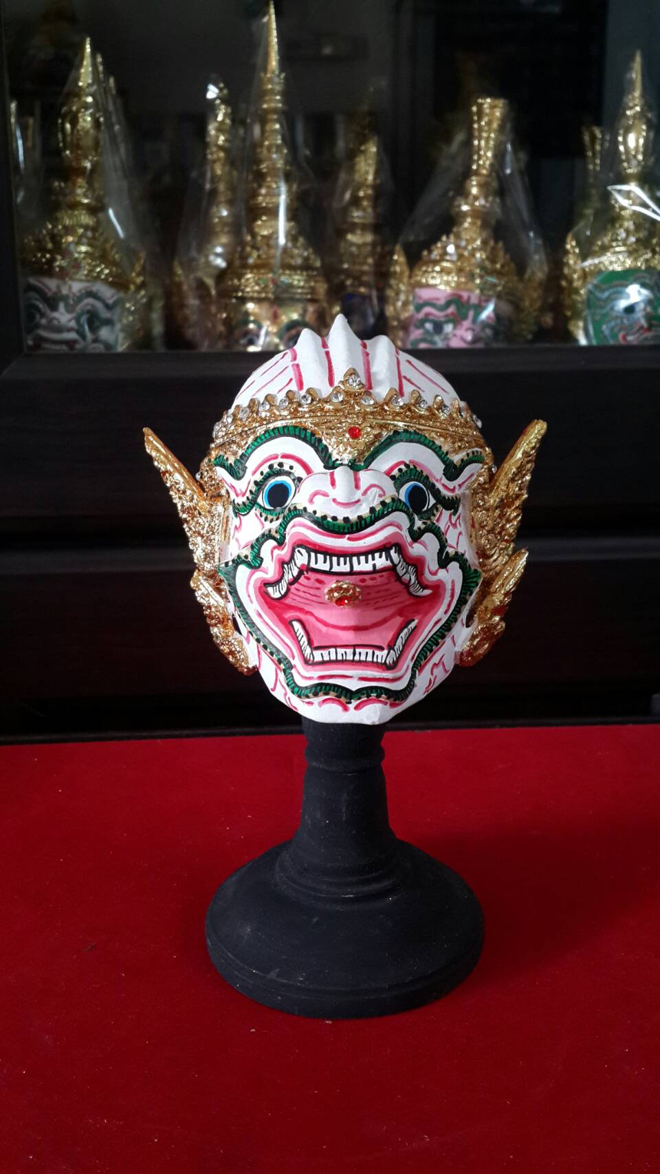 หนุมาน ประดับเพชร