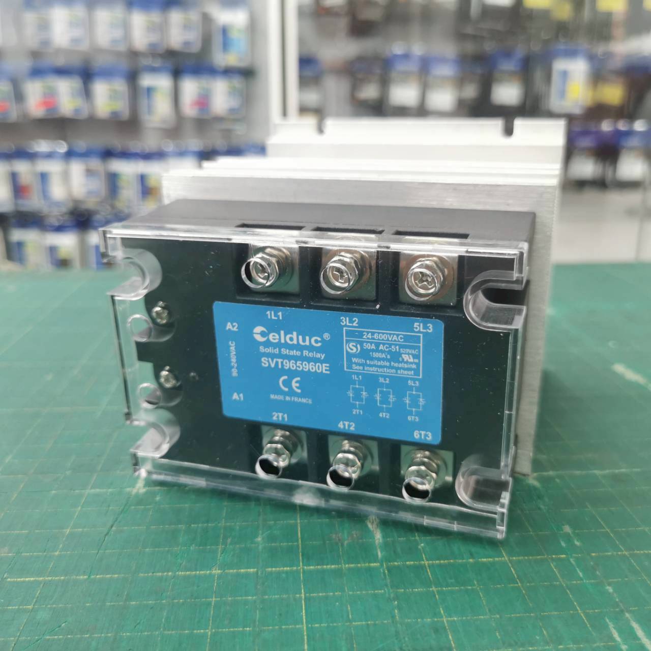 โซลิดสเตต พร้อมฮีทซิงค์ CELDUC SVT965960E Heat shrink อลูมิเนียมระบายความร้อน