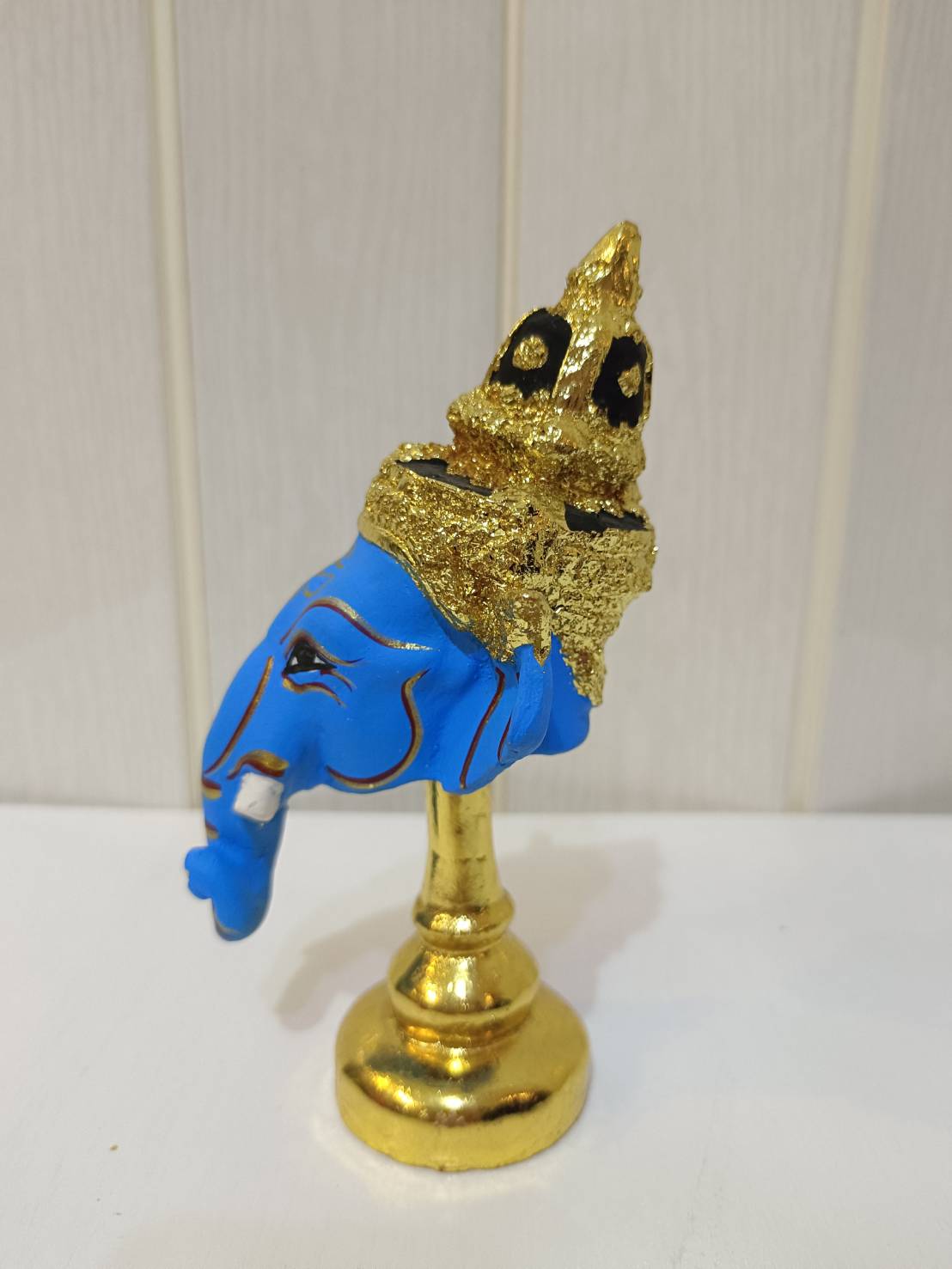 พระพิฆเนศ ขนาดจิ๋ว ขนาดตั้งหน้ารถ พร้อมฐานปิดทอง (สีฟ้า)