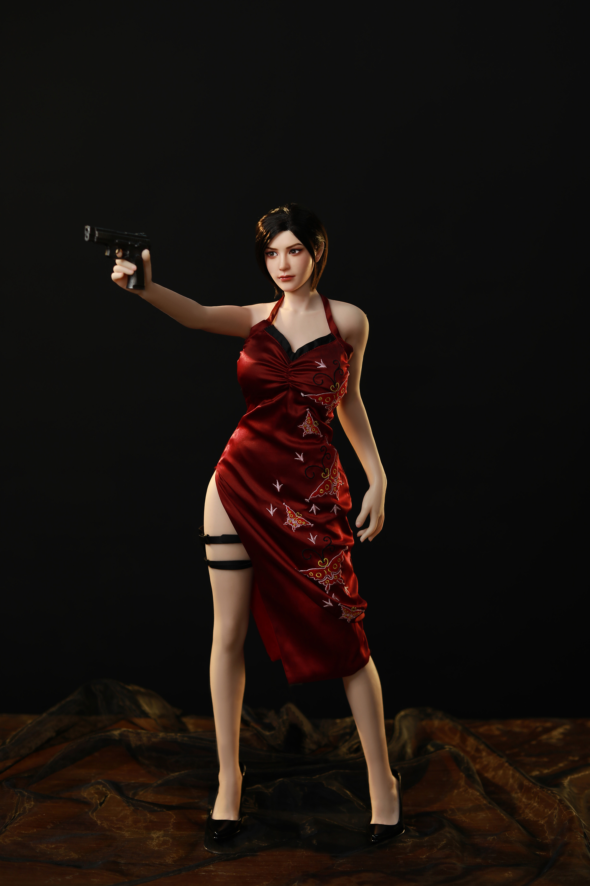 เปิดจอง : Ada Wong