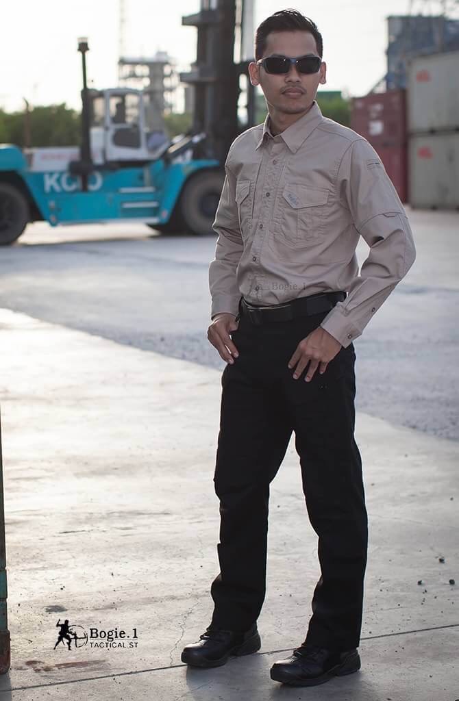 New.สินค้าใหม่ ***เสื้อเชิ้ต แขนยาว Long Sleeve Shir > เสื้อTactical เนื้อผ้ามีความยืดหยุ่นสูง >>ใส่แล้วให้ความความคล่องตัวระบายอากาศได้ดี > เนื้อผ้ามีความทนทานมากไม่อับชื้อน แห้งเร็ว ทำความสะอาดง่าย >มีที่เหน็บปากกาที่แขนเสื้อข้างซ้าญ >