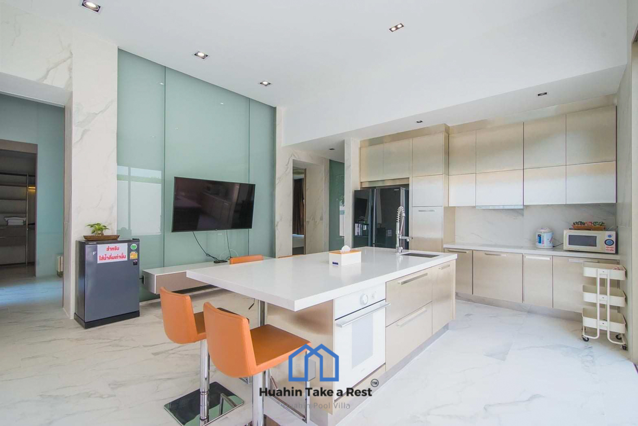 HR15040 บ้านพักหัวหิน The Luxe Dream Beach Villa Hua Hin