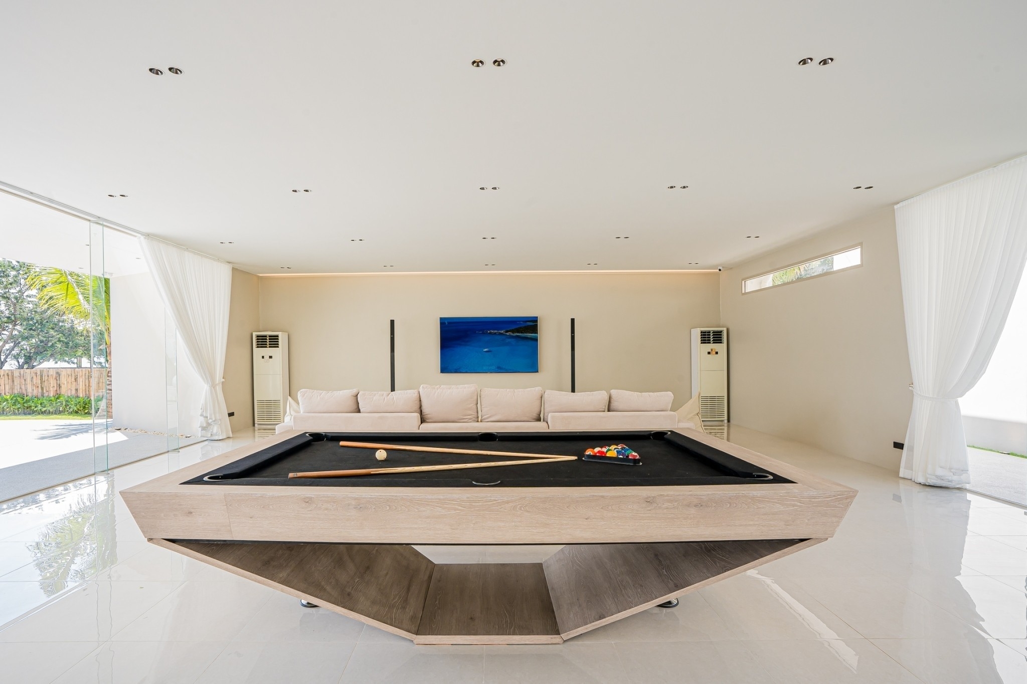 HR15083 บ้านพักติดทะเลหัวหิน The Rest Beachfront Hua Hin Pool Villa