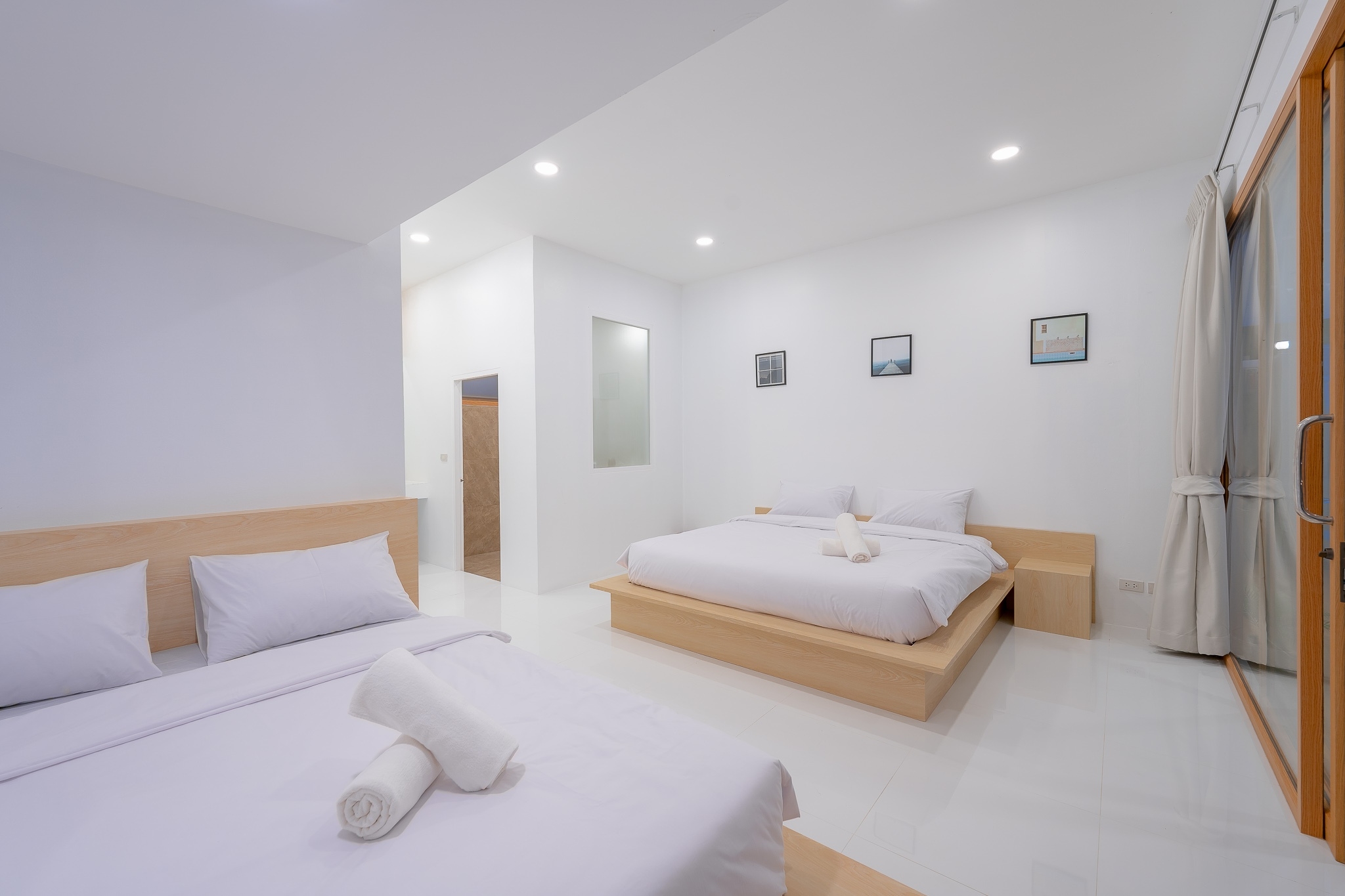 HR15057 บ้านพักติดทะเล The Rocca Beach Villa Pranburi