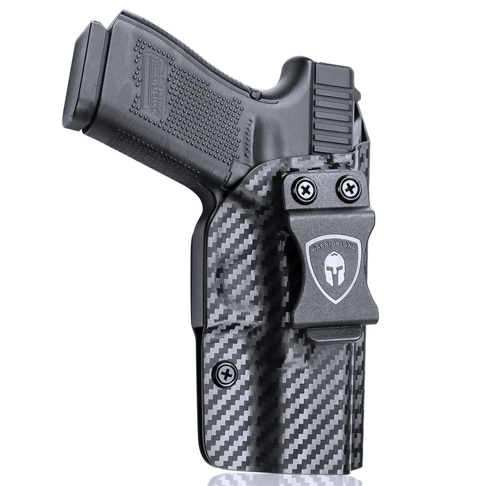 New. ซองพกใน Carbon Fiber Glock 19 Warriorland Carbon Fiber Holster Glock 19 ( Warriorland ) - ผลิตจาก Carbon Fiber คุณภาพสูง - แผ่นหนา 2 mm. แข็งแรงทนทา - ออกแบบให้ซองคลุมรอบโกร่งไก ป้องกันอุบัติเหตุ - ซองไม่เก็บความชื้น ทำความสะอาดง่าย - ปรับความกระชับข