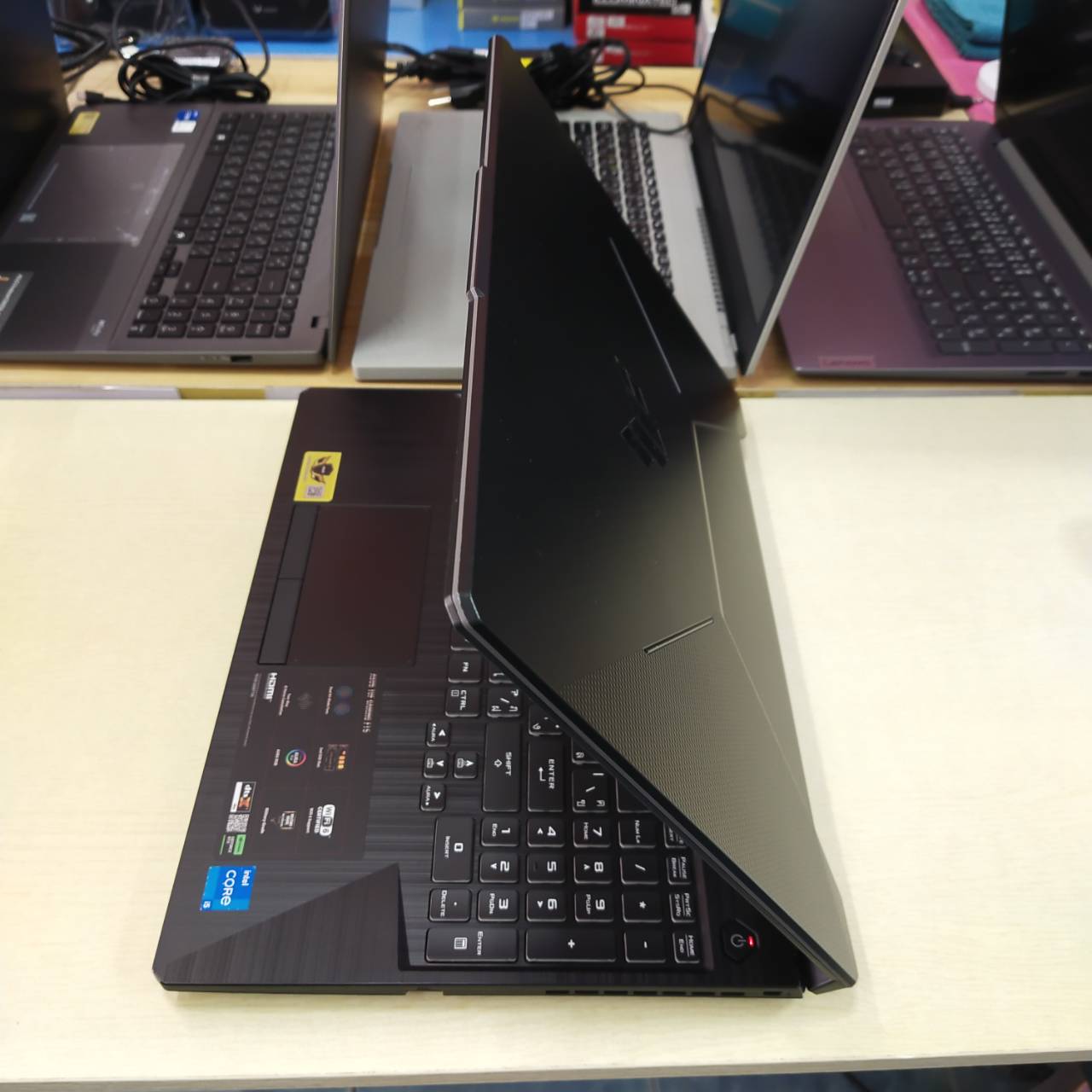 ASUS TUF GAMING F15 FX506HF-HN014W สภาพเครื่อง 90%