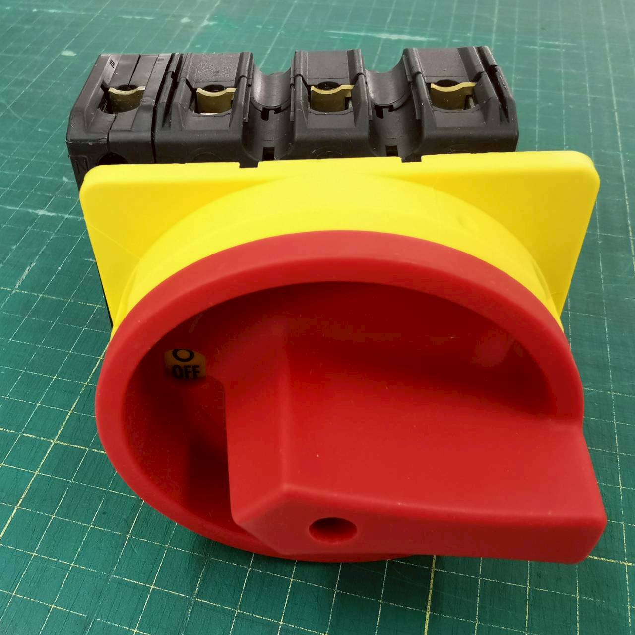 สวิตช์หลัก EATON P3-63/EA/SVB/N 63A 30kW IP65 Main Switch 3P+N Pole Flush Mount Isolator Switch