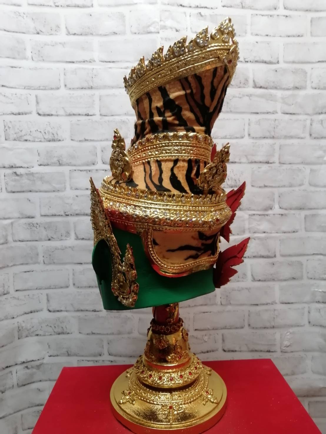 ปู่เพชรฉลูกัณฐ์