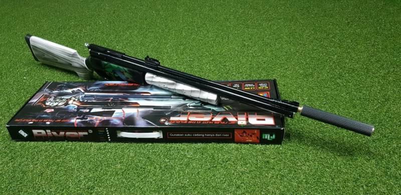 อัดลมSharpRiverหม้อลมโต .22cal. Slide Pump Air Rifle เบอร์2 ✔Made in Indo ✔แรง 600Fps. ✔Body Wood ไม้ ✔Slide Pump 3-5 ครั้ง ✔ป้อนกระสุนทีละนัดยิง ✔ลำกล้อง Barrel 67cm ✔มาพร้อมศูนย์หน้า-หลัง เหล็ก ✔หว
