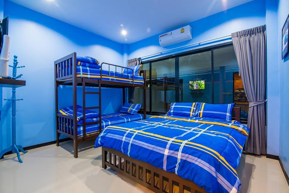 HR4017 บ้านพักเรซซิ่ง ชะอำ