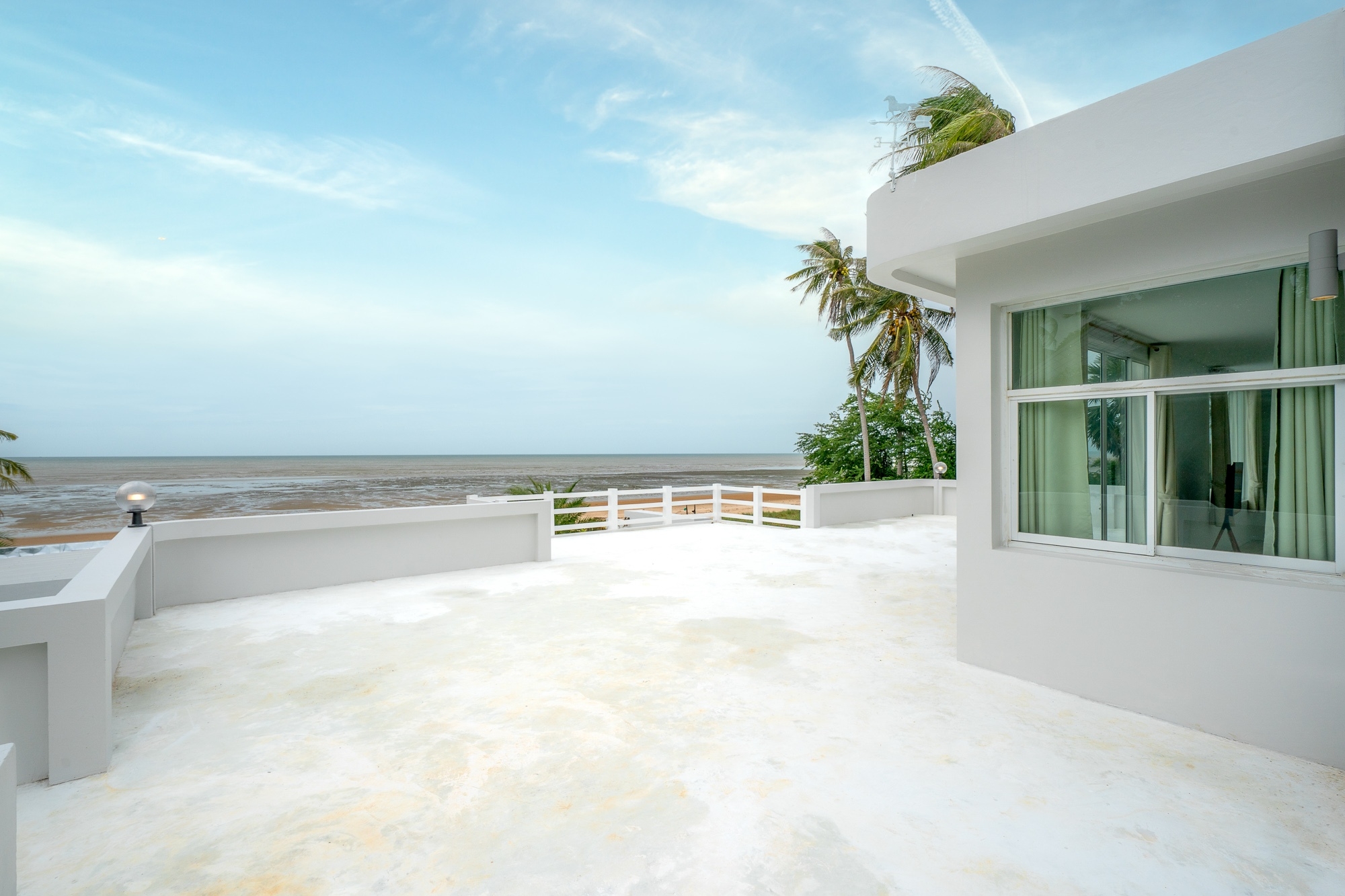 HR15048 บ้านพักติดทะเล กุยบุรี De Pana Beach Villa