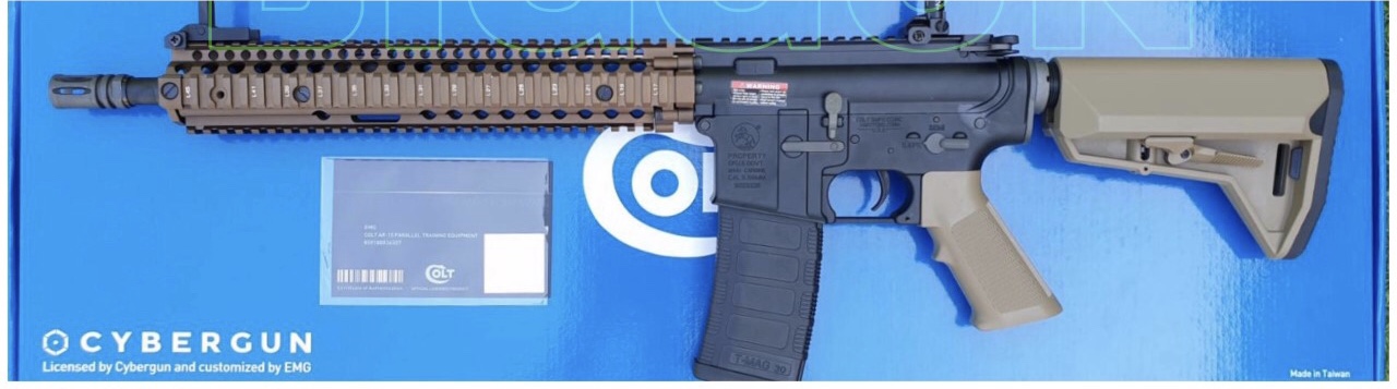 ( + New Arrival + มาใหม่ ) EMG COLT LICENSED DANIEL DEFENSE M4A1 SOPMOD BLOCK 2 AIRSOFT AEG (MODEL: MK18 MOD1 - MODEL: M4A1 / BLACK TAN FURNITURE) คุณสมบัติ •บอดี้ทำจากอลูมิเนียมอัลลอยด์ด้วยกรรมวิธี CNC พร้อมกับมาร์คกิ้งที่ได้รับอนุญาตจาก COLT •ชุดรางหน้า