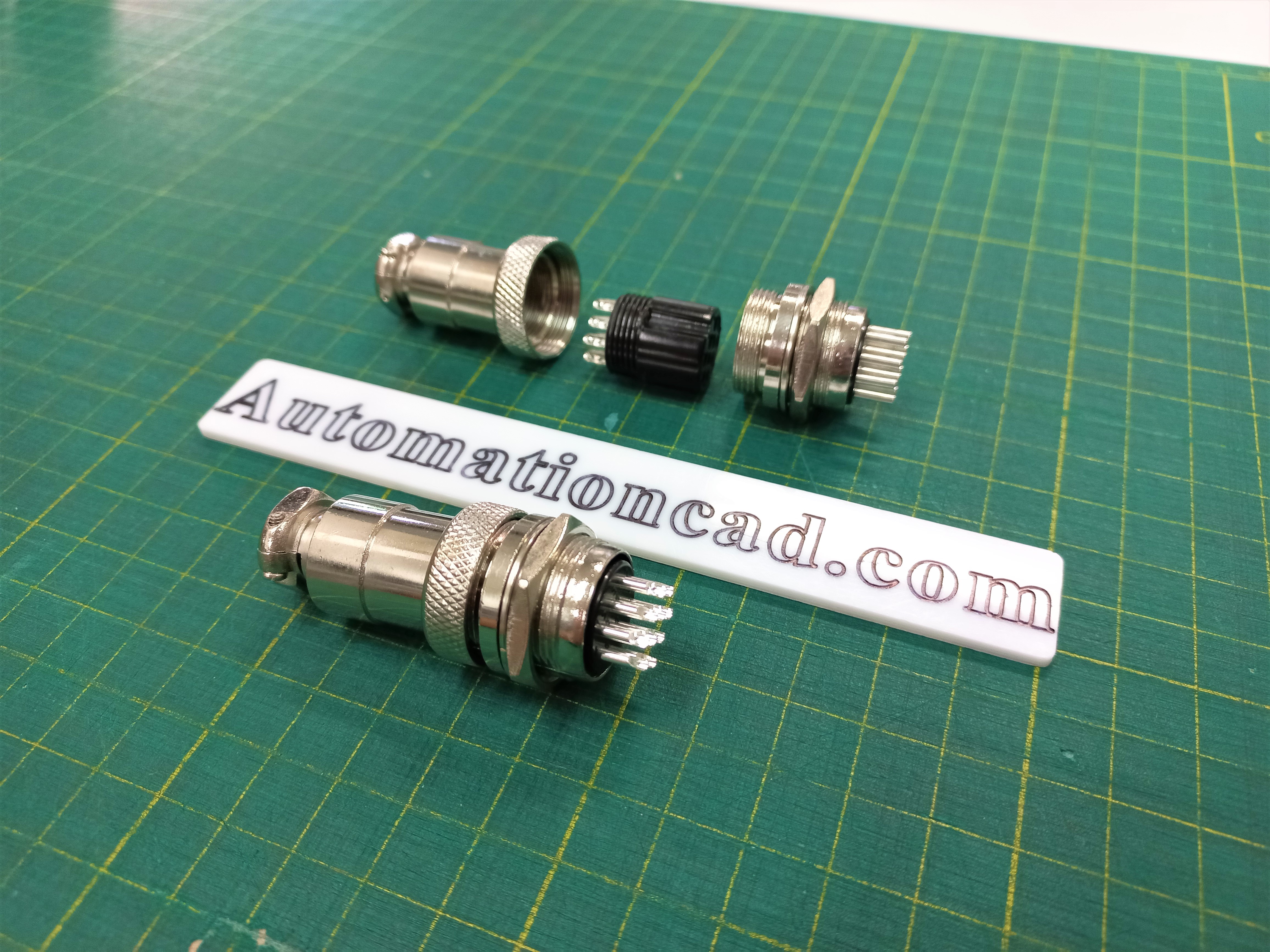 คอนเนคเตอร์ 10 Pins แบบตรง ตัวผู้+ตัวเมีย Connector เกลียว 20 มิล