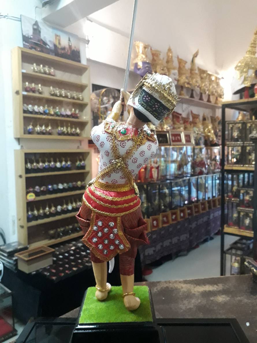 ตุ๊กตา หนุมานตีกอล์ฟ (ตัวใหญ่)