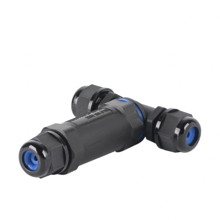 ข้อต่อสายไฟกันน้ำ แบบตัว T ใช้กับสายไฟฟ้า เบอร์ 0.5 ถึง 2.5 mm² 5 เส้น แบบขันน็อต