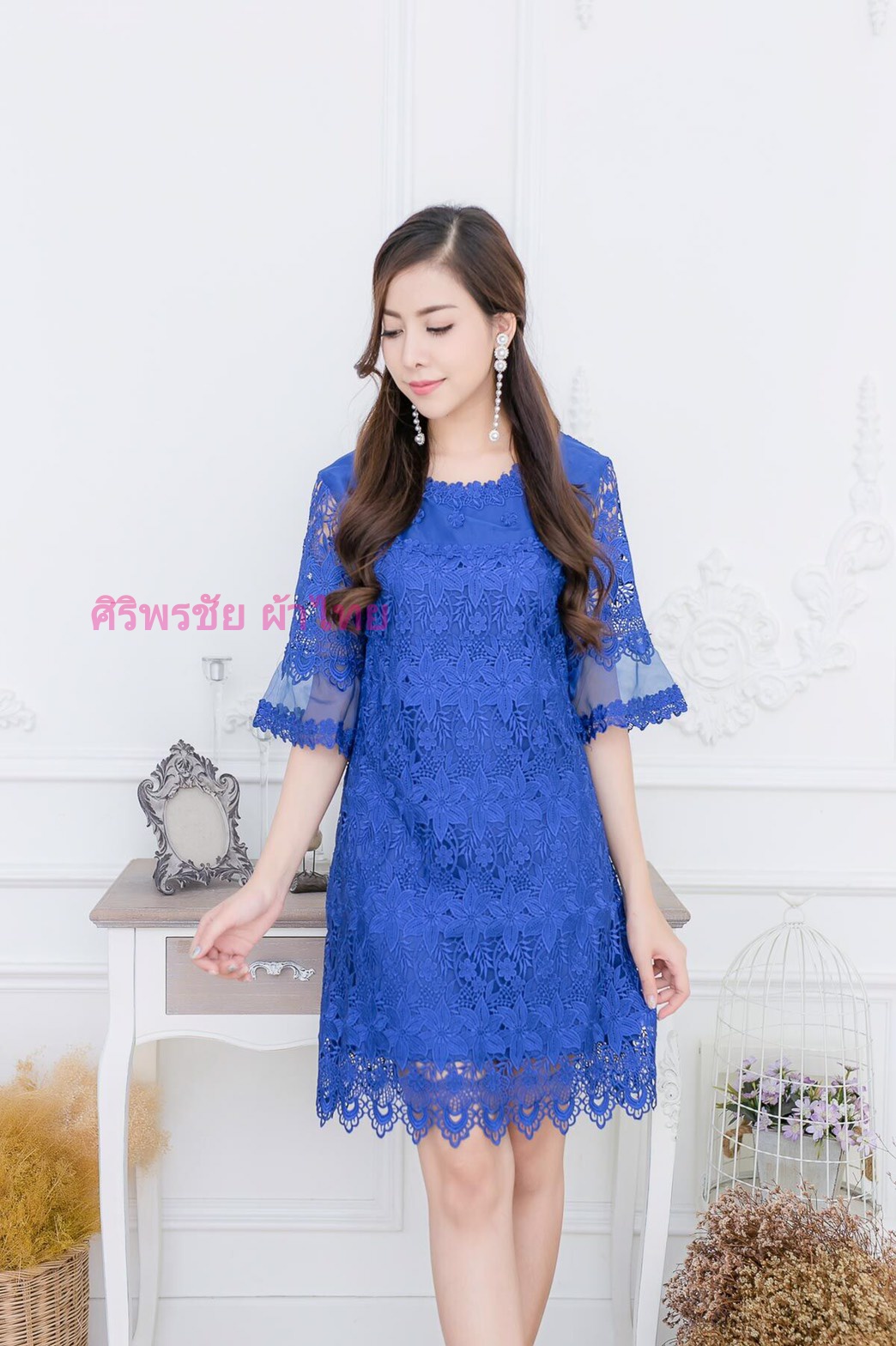 เดรสลูกไม้สไตน์เกาหลีสีน้ำเงิน ชุดแซกลูกไม้สไตน์วัยรุ่นสีน้ำเงิน ชุดผ้าไทยใส่ออกงาน เสื้อผ้าฝ้ายใส่กับผ้าถุงสีน้ำเงิน เดรสลูกไม้พาดา