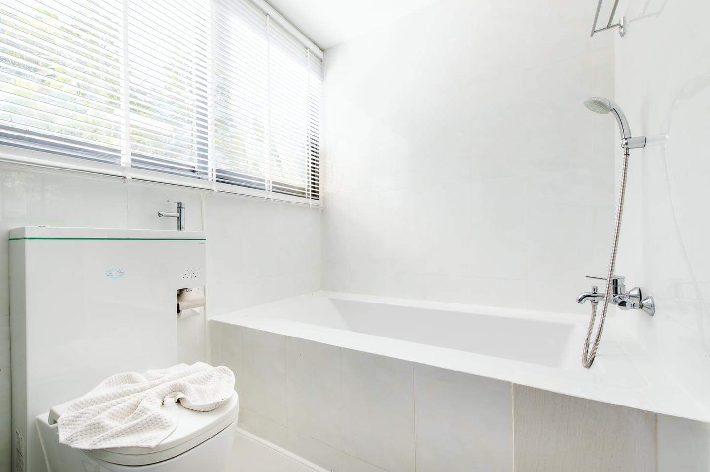 HR15008 บ้านพักติดทะเล โมเดิร์นบีช ปราณบุรี