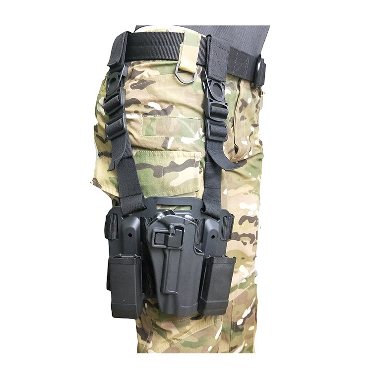 ชุดซองปืนพกนอกรัดต้นขา ยี่ห้อ Black Hwak รุ่น Sig Sauer Pro สำหรับปืน : Sig Sauer P320/220 คุณสมบัติ : #เพลตรัดต้นขามาพร้อมสายรัด4จุด หัวล็อคปลดไวได้ ทำให้คล่องตัว และ สะดวกสบาย #พร้อมซองแม็กกระซีนเดี่ยว 1ช่อง และ ซองไฟฉาย 1ช่อง(สามารถเปลี่ยนเป็นซองแม็กกร