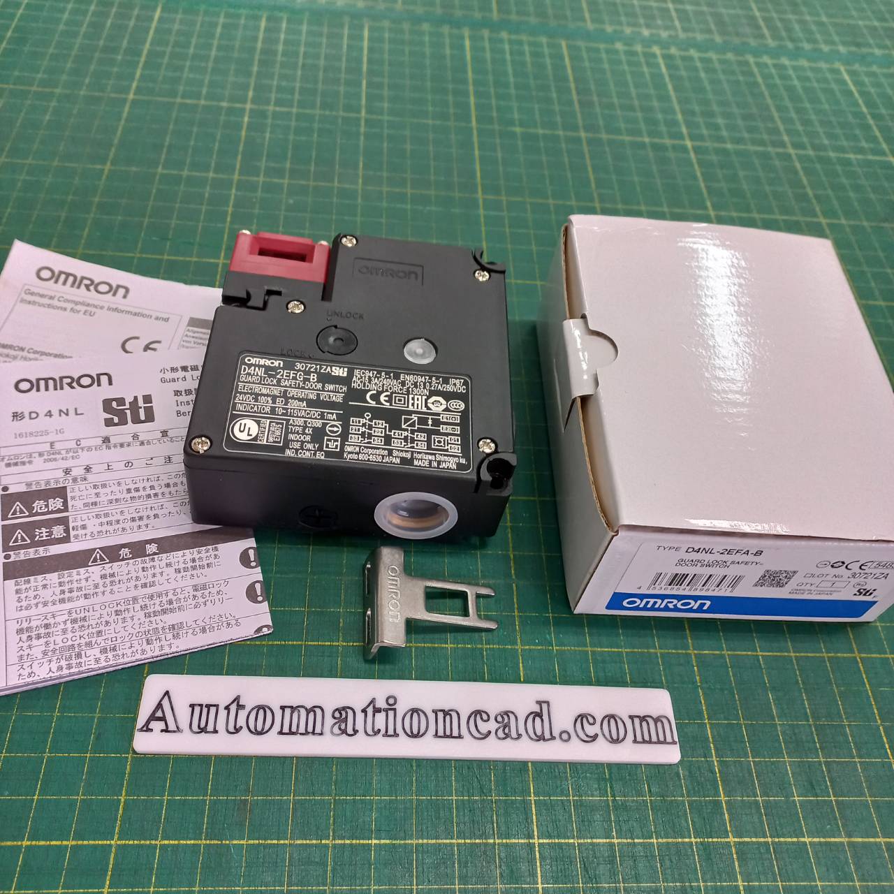 Safety Door Switch OMRON สวิตช์ประตูนิรภัย รุ่น D4NL-2EFA-B