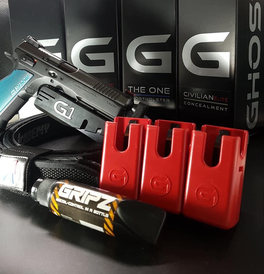 ชุดซองปืน IPSC GHOST มีซองปืน Ghost The one ซองแม็ก 3ตัว เข็มขัดAA มี 1. CZ แช์โด 1/2 และ TS สีดำ แดง 2 .BUL /1911/2011มี สี แดง น้ำเงิน ดำ 3 GHOST Glock 17 19 34 23 22 มีแต่ สีดำ