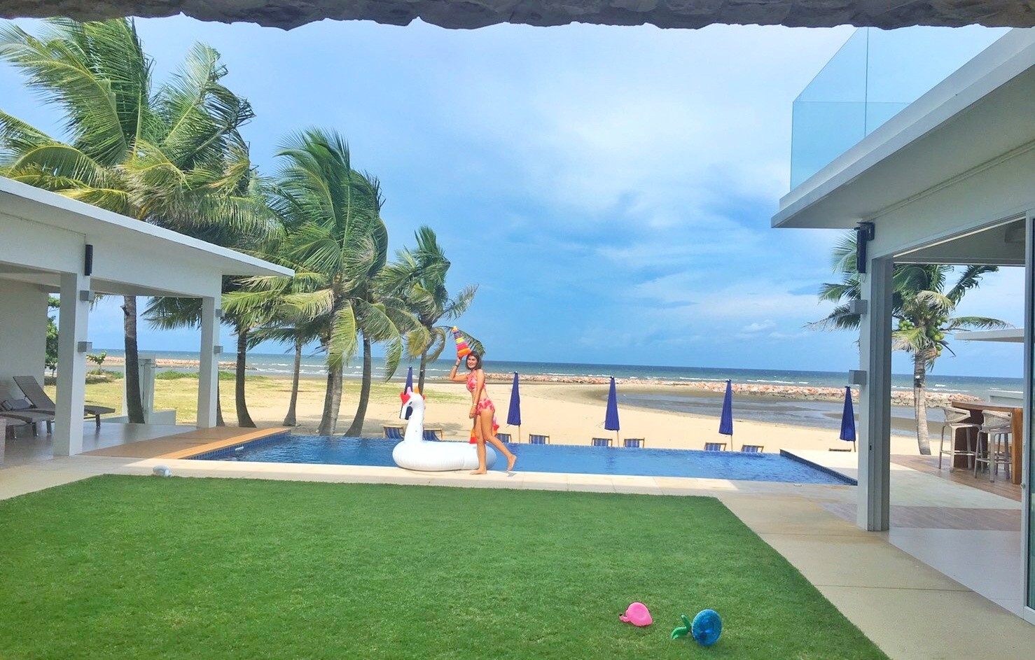 HR15009 บ้านซีบรีซ วิลล่าติดทะเลสุดหรู