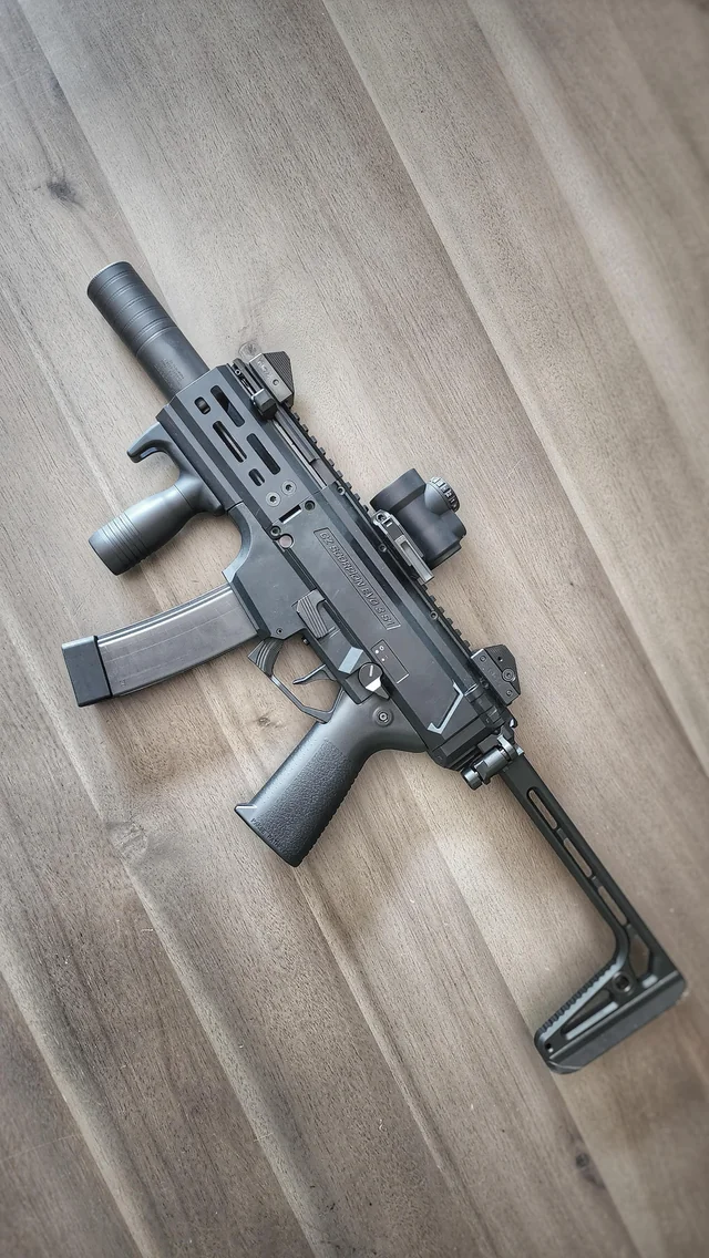 New.พานท้ายปืนแบบพับได้ รุ่น Minimalist Folding Stock สีดำ