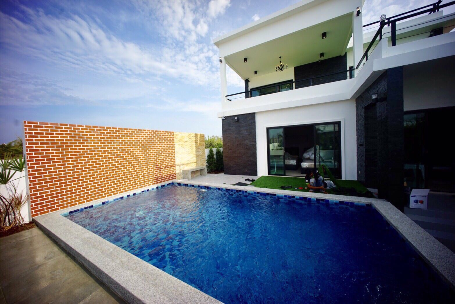 HR 4011 บ้านพักหัวหิน บ้านโพนี่ พูลวิลล่า คาราโอเกะ