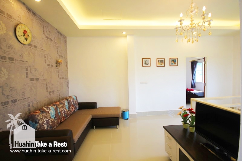 HR 5008 บ้านสุวรรณ 2 โต๊ะพูล คาราโอเกะ + ไฟเทค